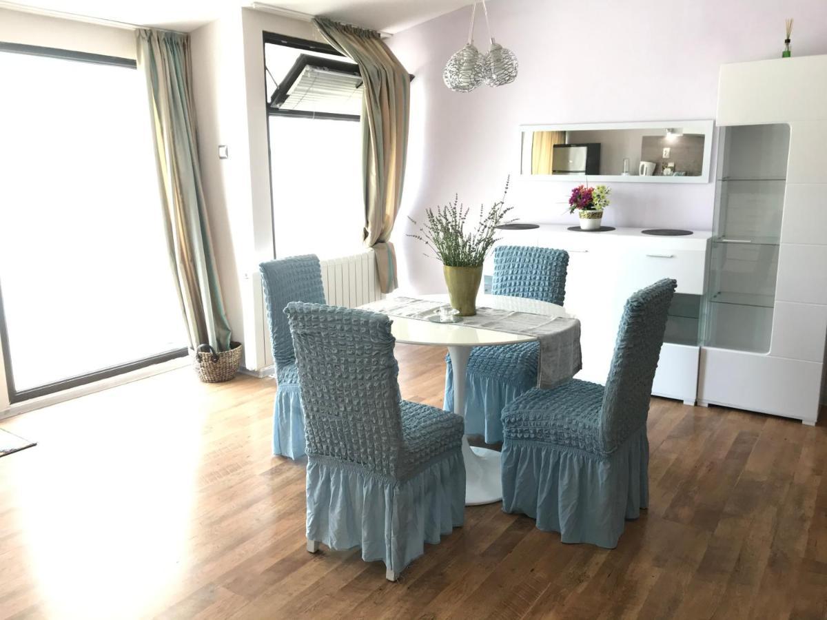 White Rose Guest Rooms Burgas City Eksteriør billede