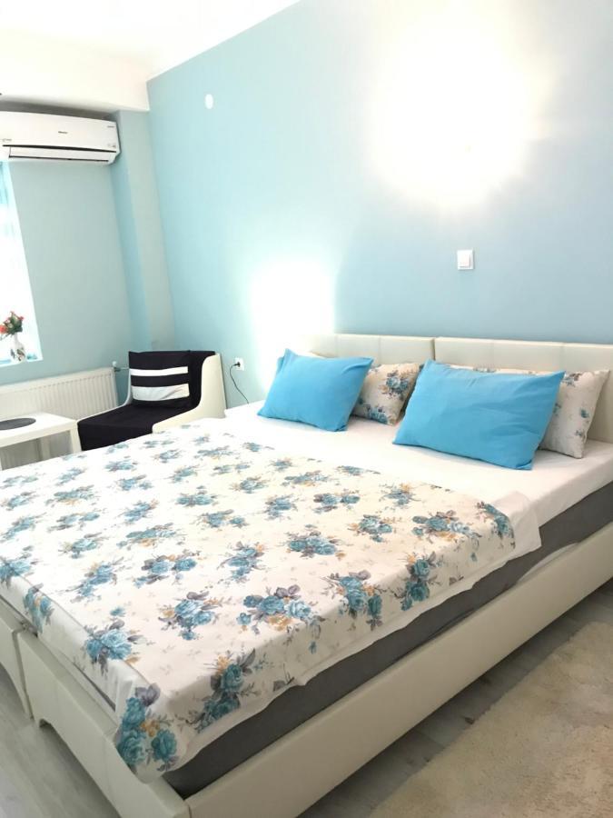 White Rose Guest Rooms Burgas City Eksteriør billede