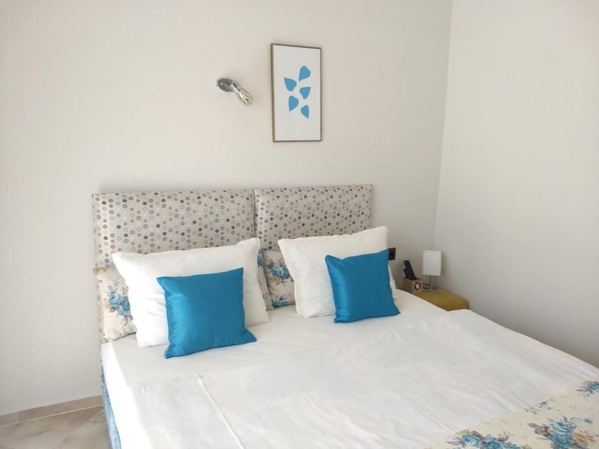 White Rose Guest Rooms Burgas City Eksteriør billede