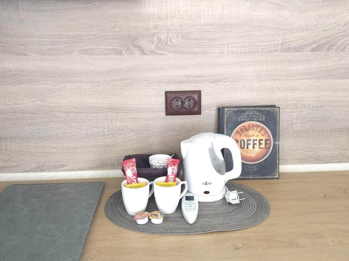 White Rose Guest Rooms Burgas City Eksteriør billede