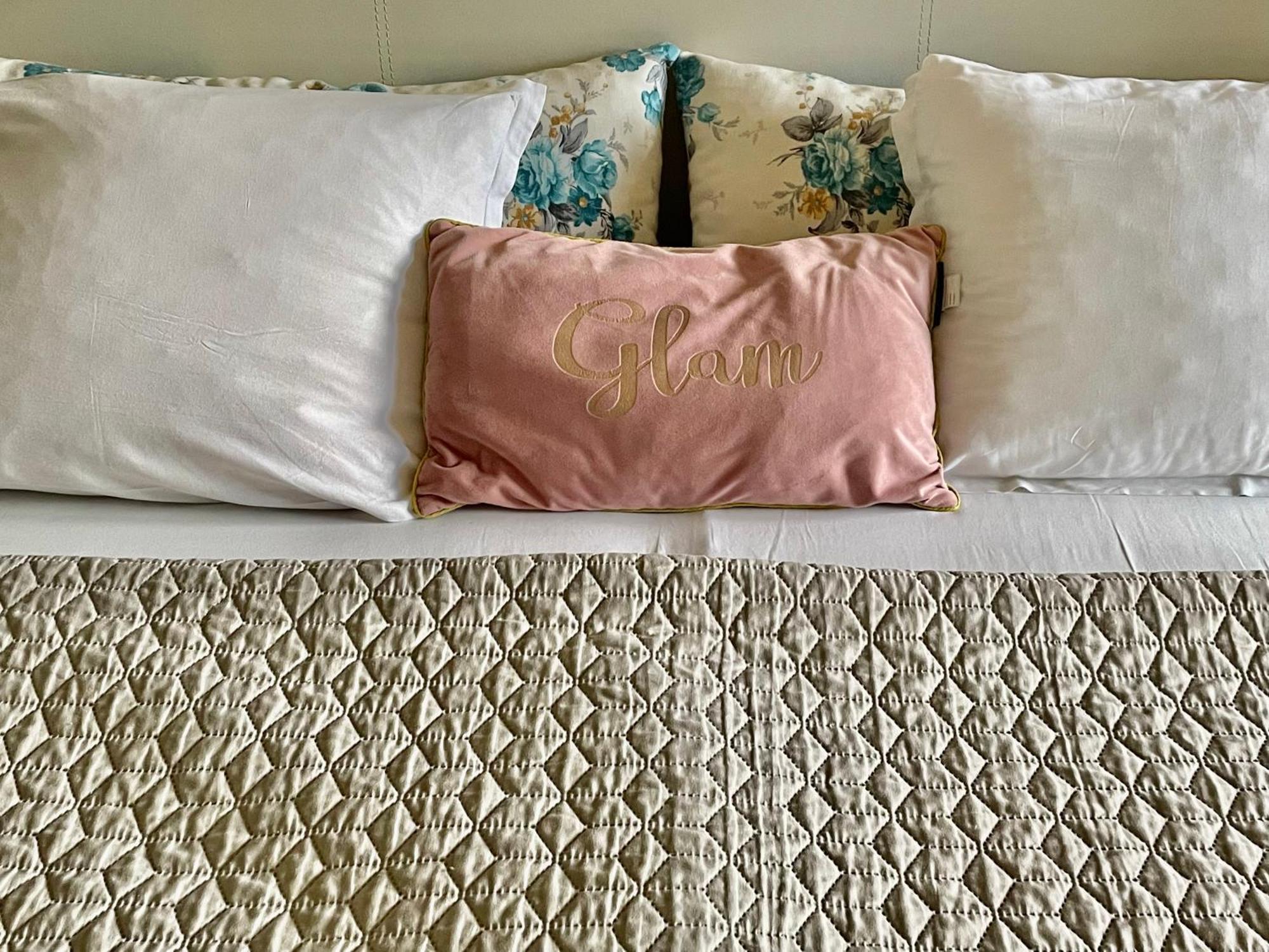 White Rose Guest Rooms Burgas City Eksteriør billede