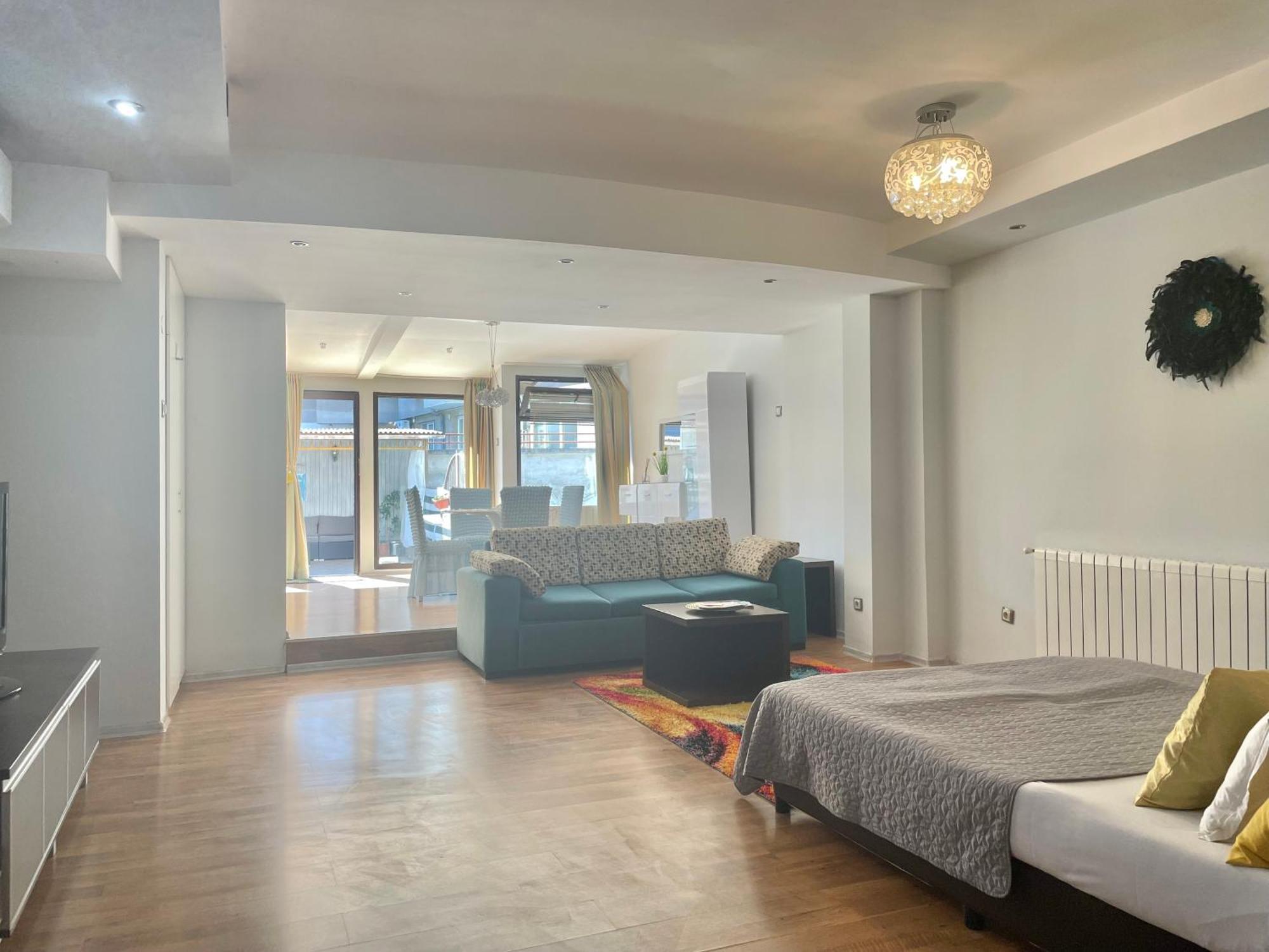 White Rose Guest Rooms Burgas City Eksteriør billede