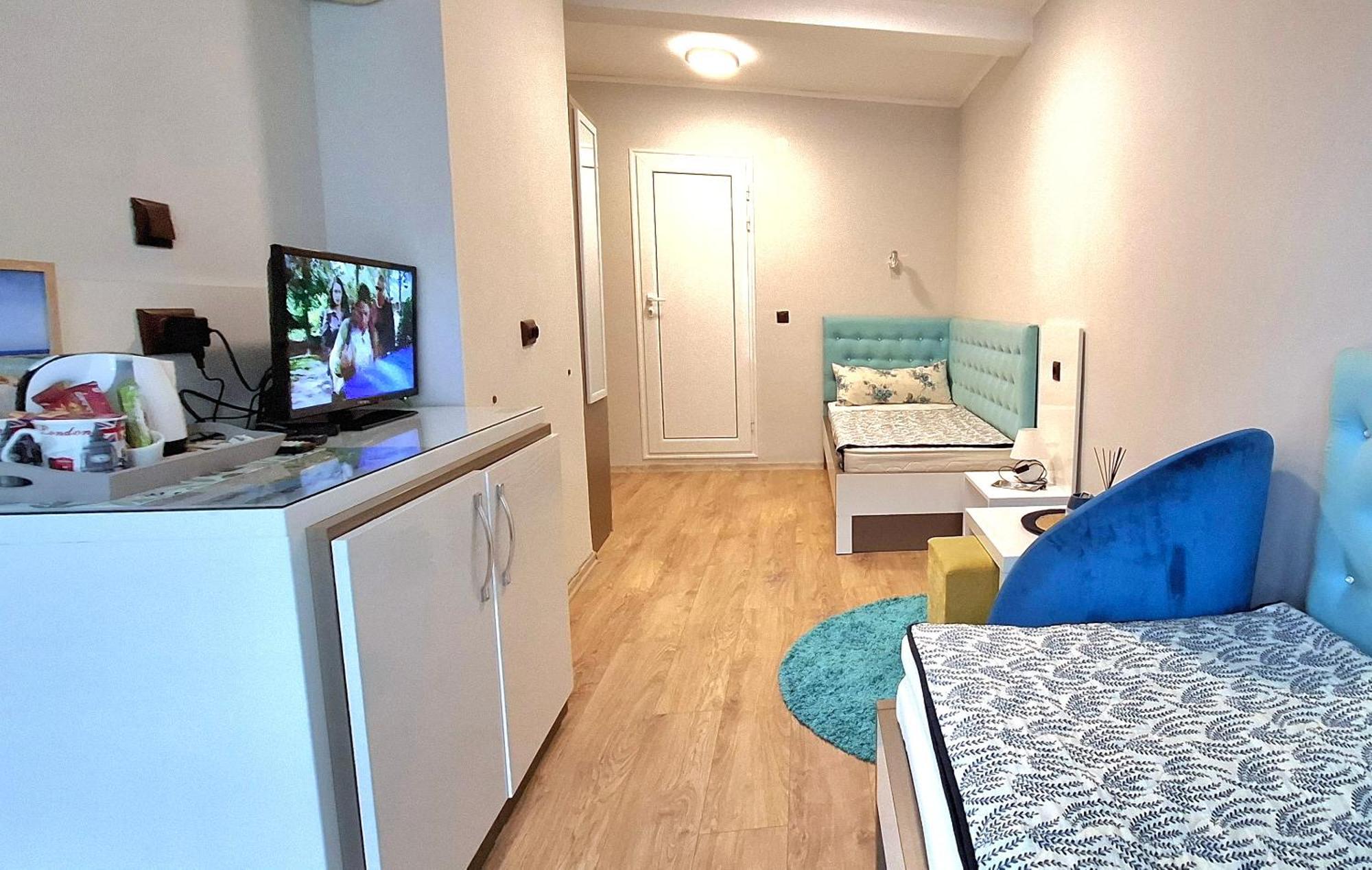 White Rose Guest Rooms Burgas City Eksteriør billede