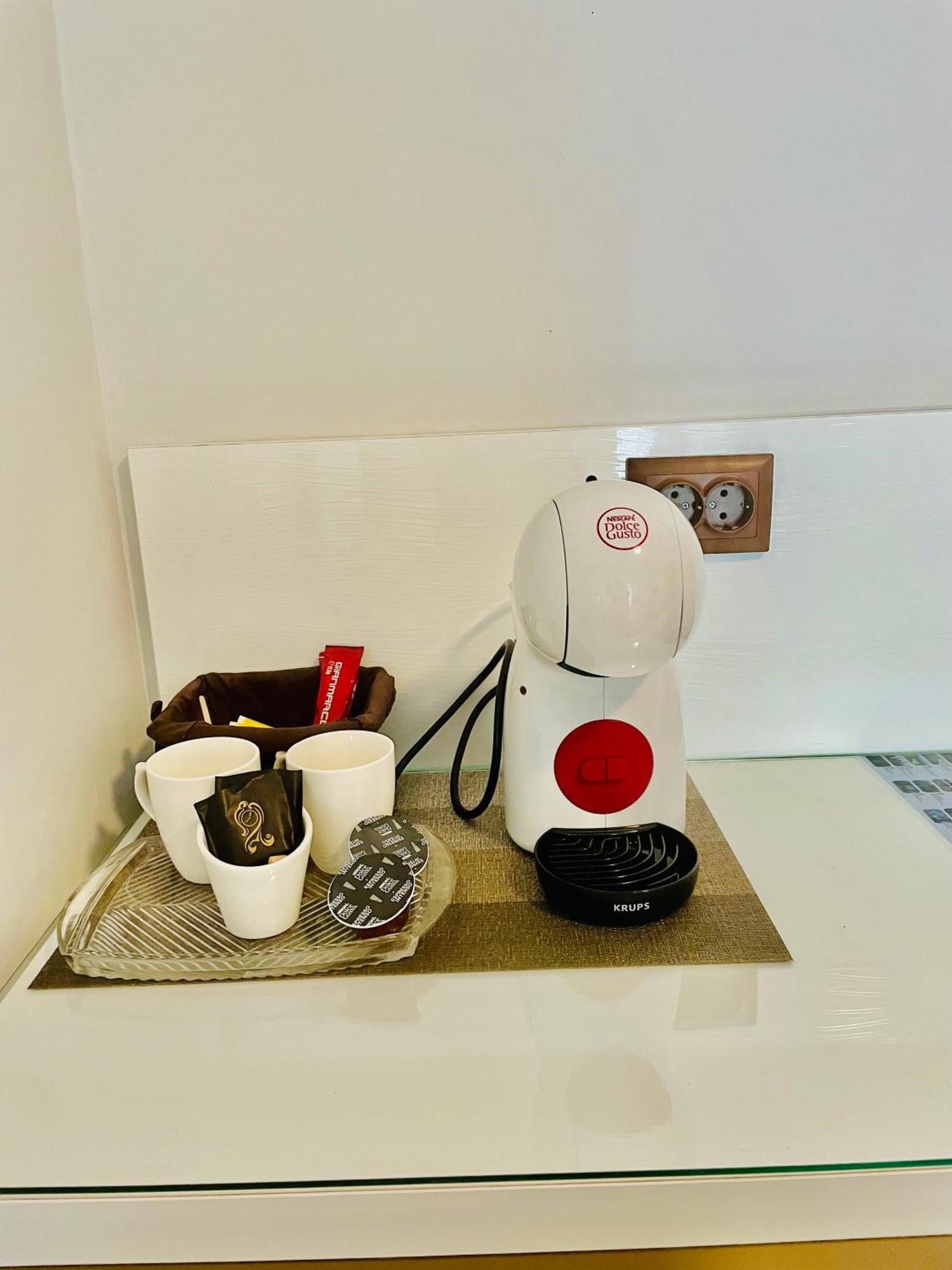White Rose Guest Rooms Burgas City Eksteriør billede