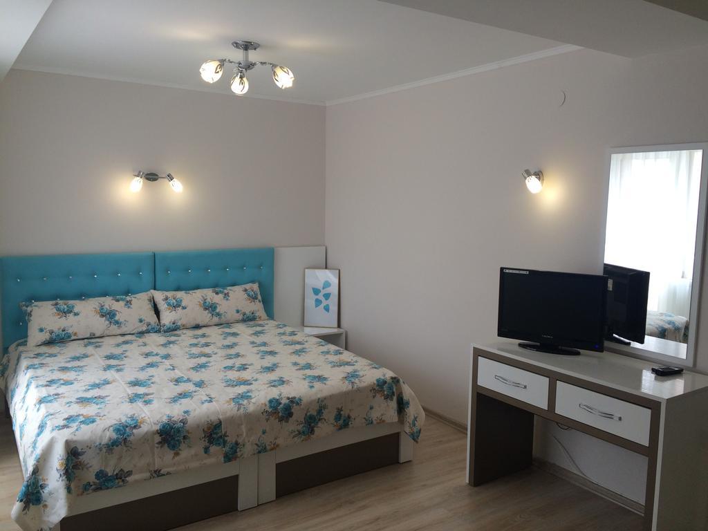 White Rose Guest Rooms Burgas City Eksteriør billede