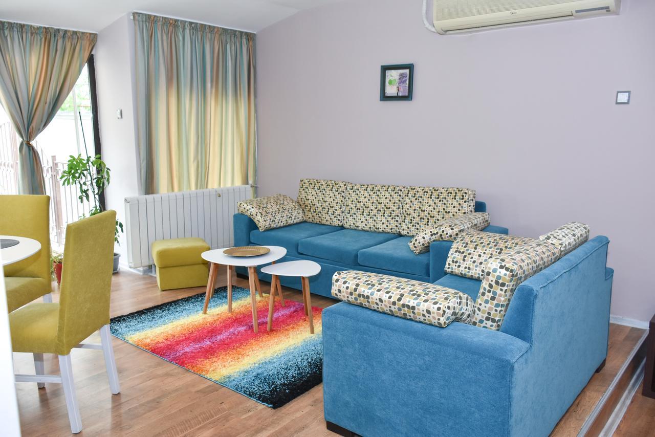 White Rose Guest Rooms Burgas City Eksteriør billede